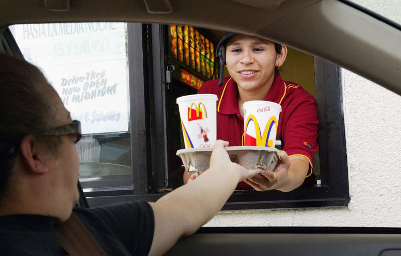 Illustration for article titled La
verdad sobre la anciana que se hizo millonaria demandando a McDonald's porque se le derramó
el café